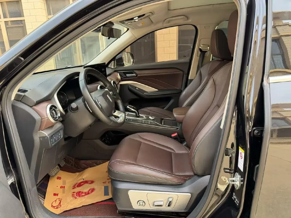 2020 WEY VV6 2.0T 227HP L4 7DCT,autocango,china used car exporter,china ev exporter,chinese used car exporter,chinese used ev exporter