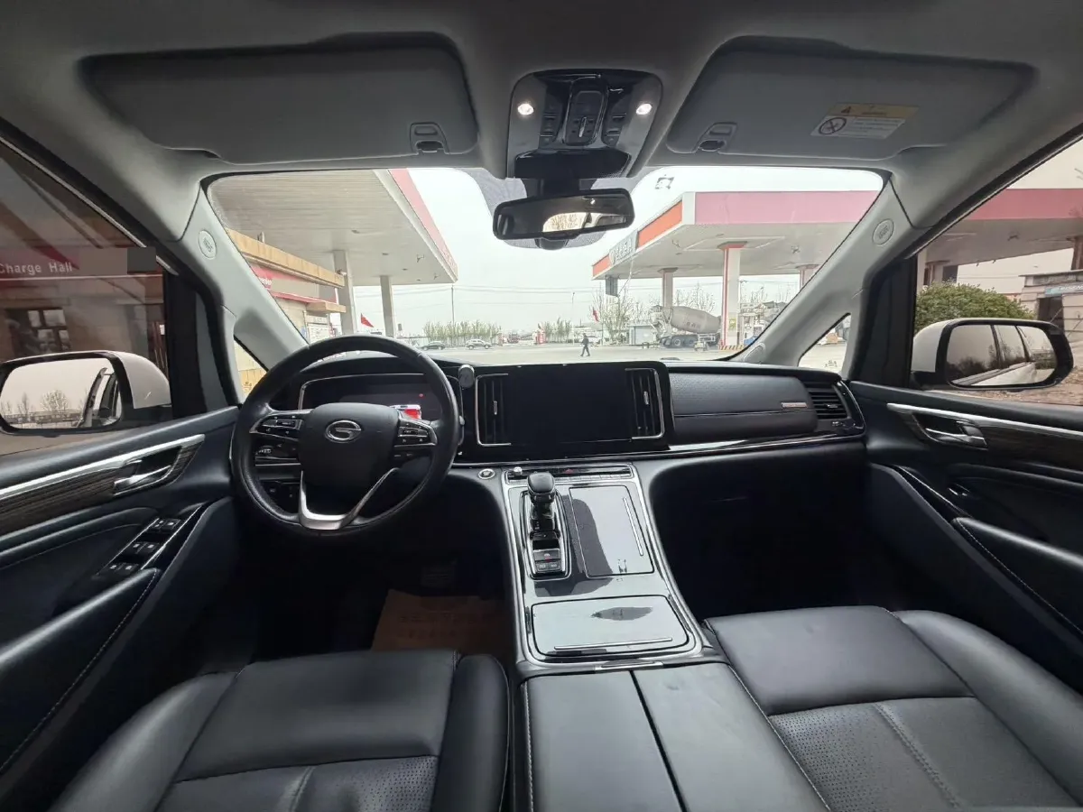 2021 GAC Trumpchi M8 2.0T 252HP L4 8AT,autocango,china used car exporter,china ev exporter,chinese used car exporter,chinese used ev exporter