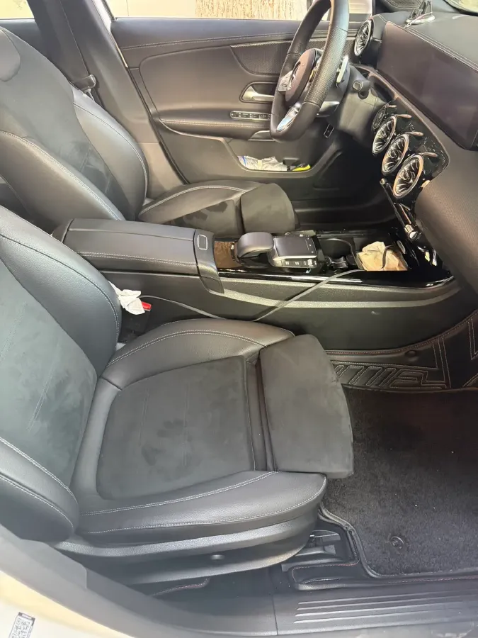 2021 Mercedes-Benz A Class 1.3T 163HP L4 7DCT,autocango,china used car exporter,china ev exporter,chinese used car exporter,chinese used ev exporter