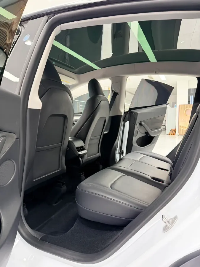 2024 Tesla Model Y BEV 78.4KWH,autocango,china used car exporter,china ev exporter,chinese used car exporter,chinese used ev exporter