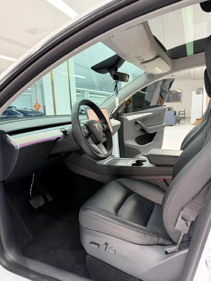 2024 Tesla Model Y BEV 78.4KWH,autocango,china used car exporter,china ev exporter,chinese used car exporter,chinese used ev exporter