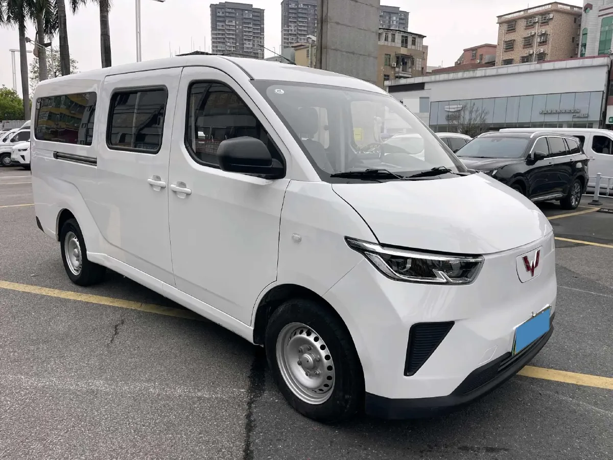 2024 WuLing YangGuang BEV 41.9KWH,autocango,china used car exporter,china ev exporter,chinese used car exporter,chinese used ev exporter