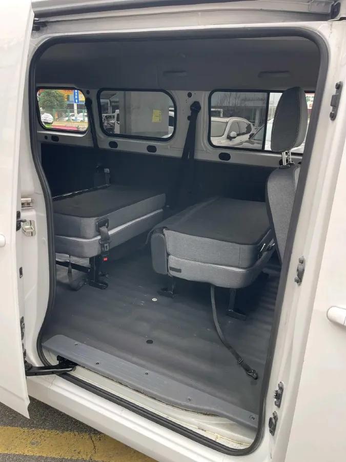 2024 WuLing YangGuang BEV 41.9KWH,autocango,china used car exporter,china ev exporter,chinese used car exporter,chinese used ev exporter