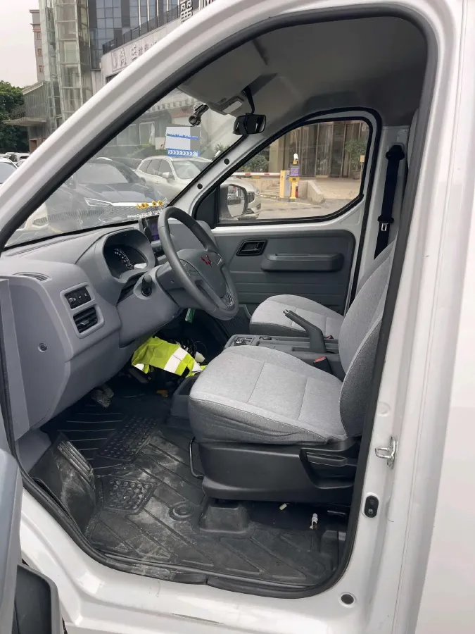 2024 WuLing YangGuang BEV 41.9KWH,autocango,china used car exporter,china ev exporter,chinese used car exporter,chinese used ev exporter