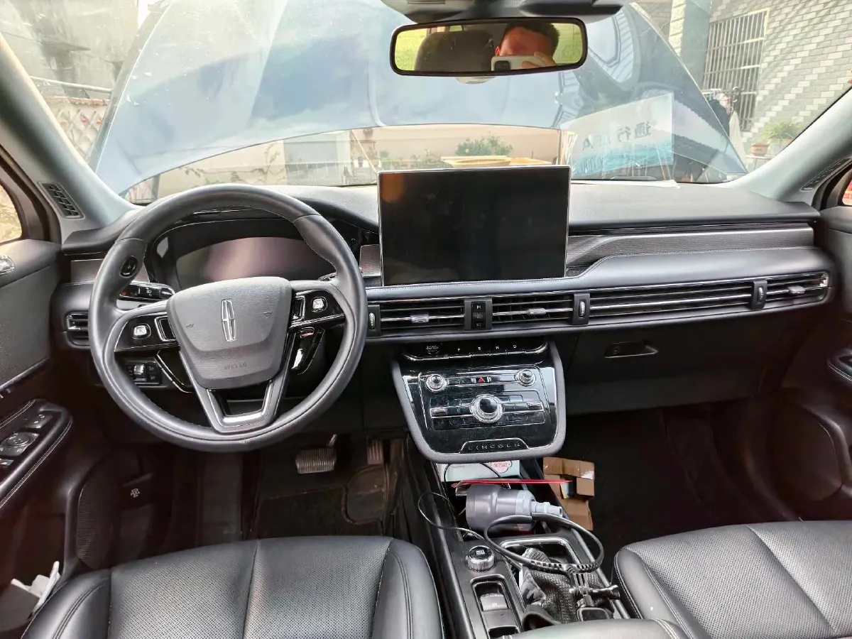 2022 Lincoln Corsair 2.0T 245HP L4 8AT,autocango,china used car exporter,china ev exporter,chinese used car exporter,chinese used ev exporter