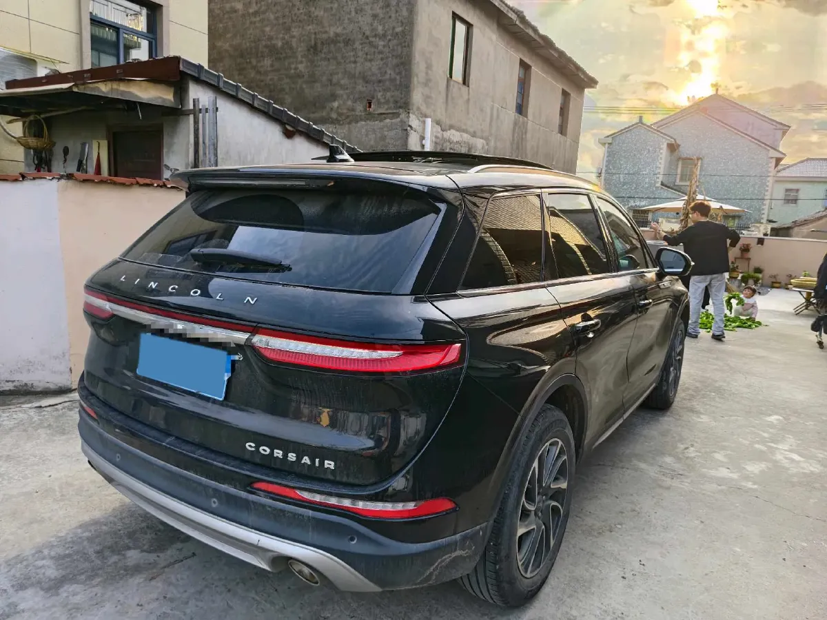 2022 Lincoln Corsair 2.0T 245HP L4 8AT,autocango,china used car exporter,china ev exporter,chinese used car exporter,chinese used ev exporter