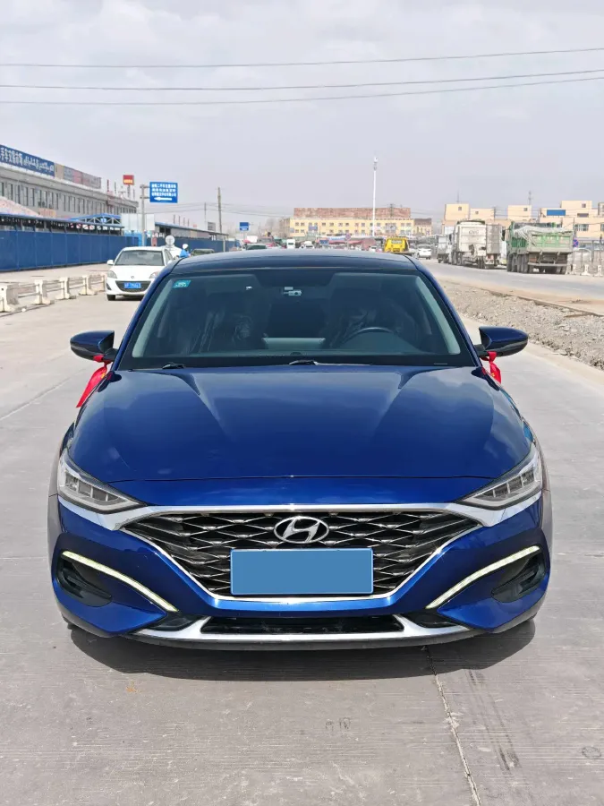 2019 Hyundai La Festa 1.6T 190HP L4 7DCT,autocango,china used car exporter,china ev exporter,chinese used car exporter,chinese used ev exporter