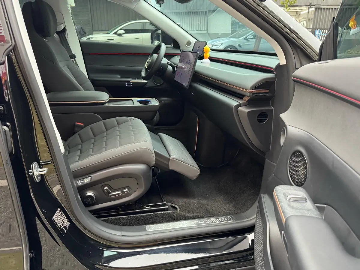 2024 Exceed Sterra ET REEV 156HP REEV 32KWH,autocango,china used car exporter,china ev exporter,chinese used car exporter,chinese used ev exporter