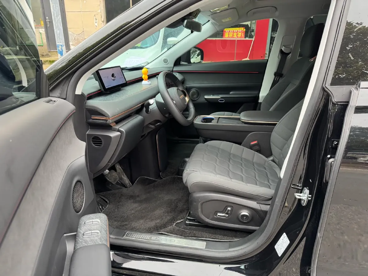 2024 Exceed Sterra ET REEV 156HP REEV 32KWH,autocango,china used car exporter,china ev exporter,chinese used car exporter,chinese used ev exporter