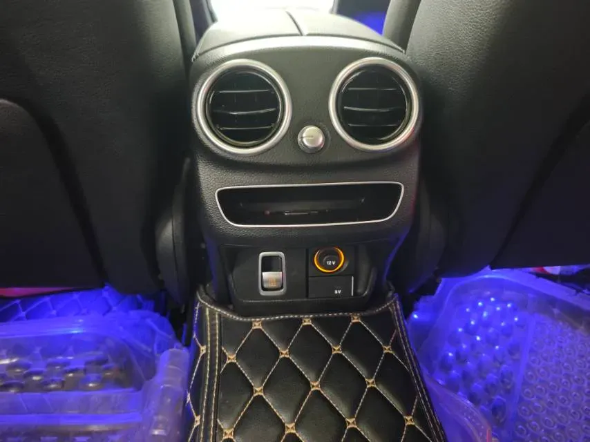 2020 Mercedes-Benz C Class 1.5T 184HP L4 9AT,autocango,china used car exporter,china ev exporter,chinese used car exporter,chinese used ev exporter