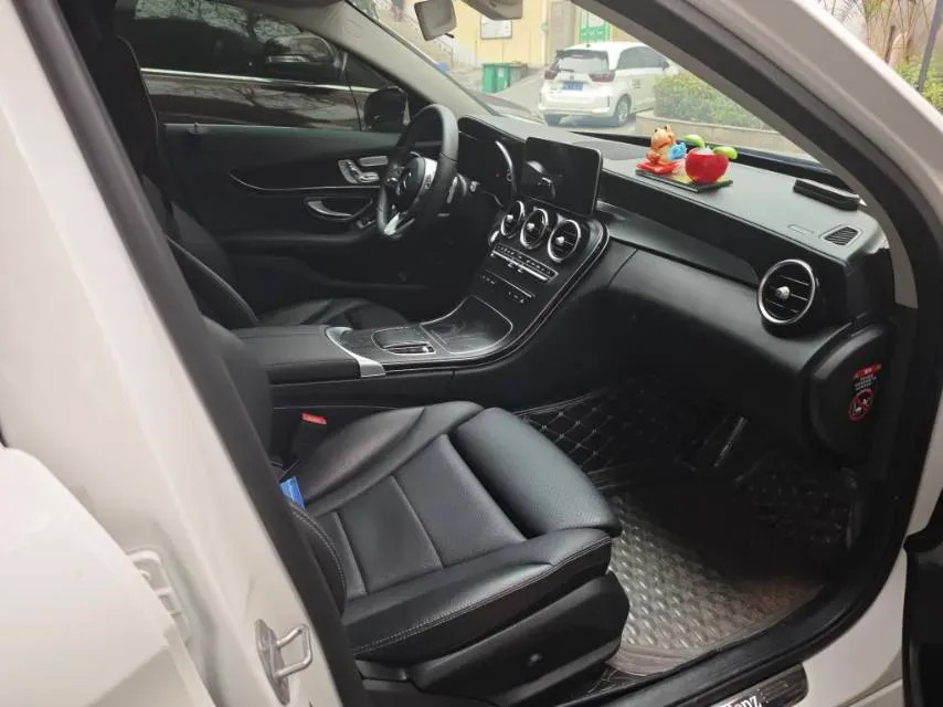 2020 Mercedes-Benz C Class 1.5T 184HP L4 9AT,autocango,china used car exporter,china ev exporter,chinese used car exporter,chinese used ev exporter