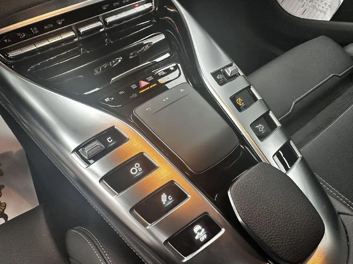 2023 Mercedes-Benz AMG GT 3.0T 367HP L6 9AT,autocango,china used car exporter,china ev exporter,chinese used car exporter,chinese used ev exporter