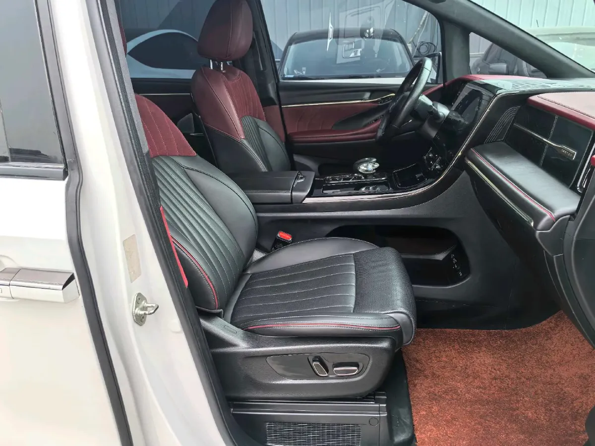 2023 GAC Trumpchi M8 2.0T 190HP L4 E-CVT Hybrid,autocango,china used car exporter,china ev exporter,chinese used car exporter,chinese used ev exporter