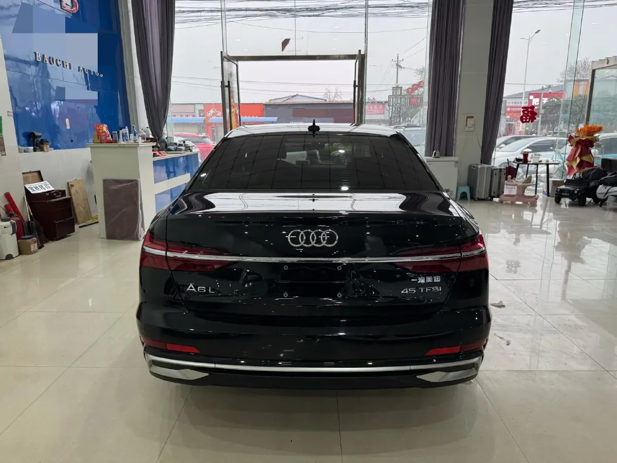 2024 Audi A6L 2.0T 245HP L4 7DCT,autocango,china used car exporter,china ev exporter,chinese used car exporter,chinese used ev exporter