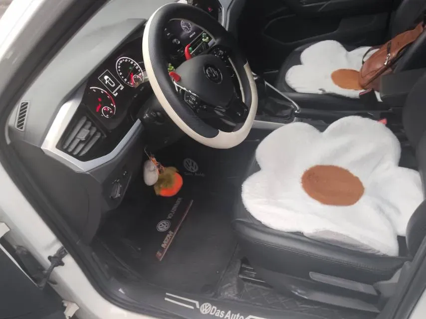 2019 Volkswagen Polo 1.5L 113HP L4 6AT,autocango,china used car exporter,china ev exporter,chinese used car exporter,chinese used ev exporter