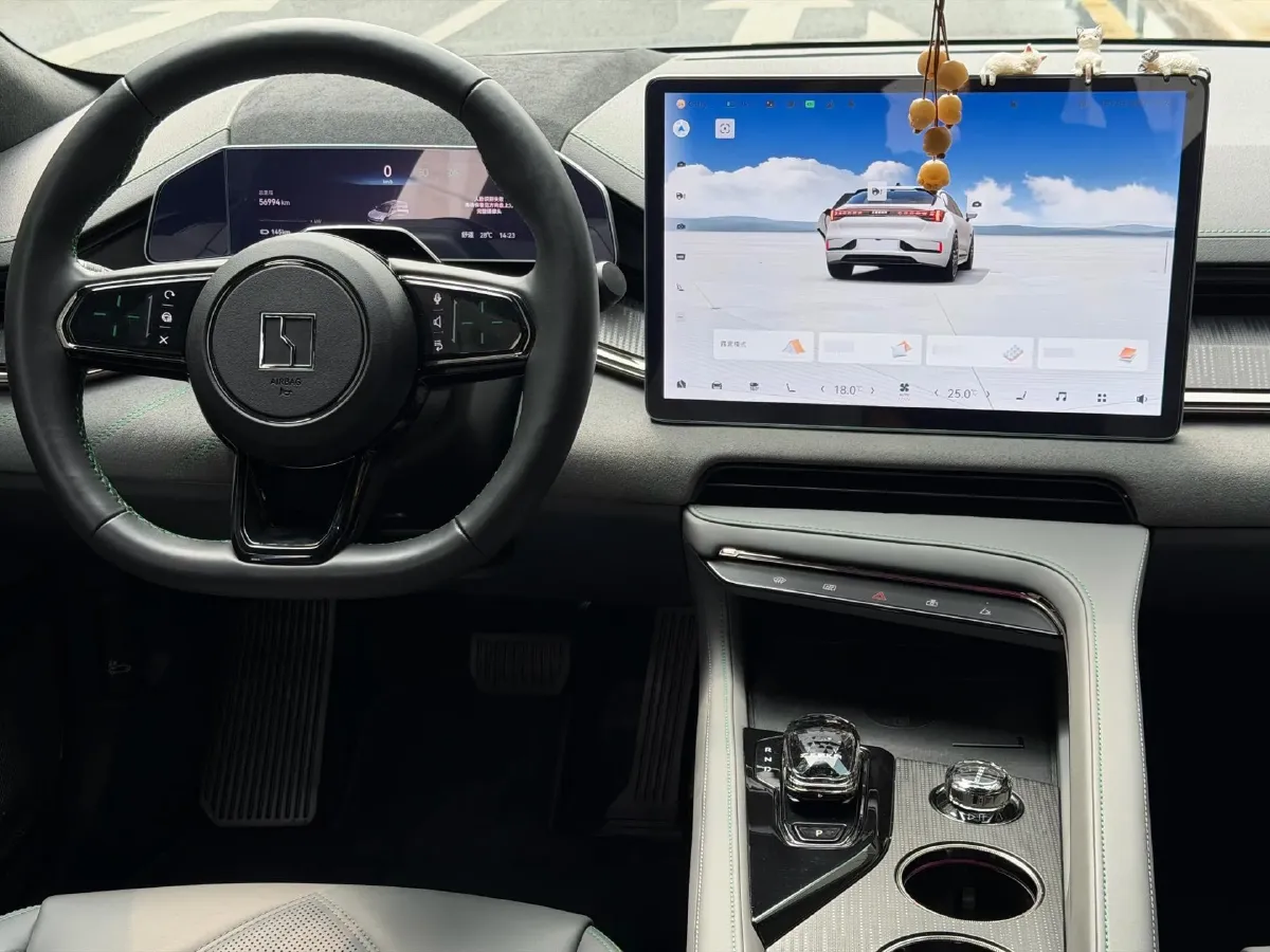 2023 Zeekr 001 BEV 86KWH,autocango,china used car exporter,china ev exporter,chinese used car exporter,chinese used ev exporter