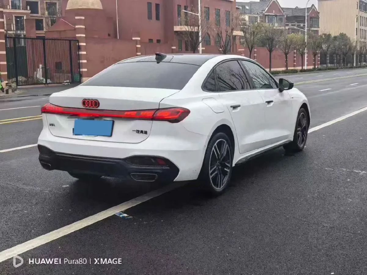 2026 Audi A5L 2.0T 204HP L4 7DCT,autocango,china used car exporter,china ev exporter,chinese used car exporter,chinese used ev exporter
