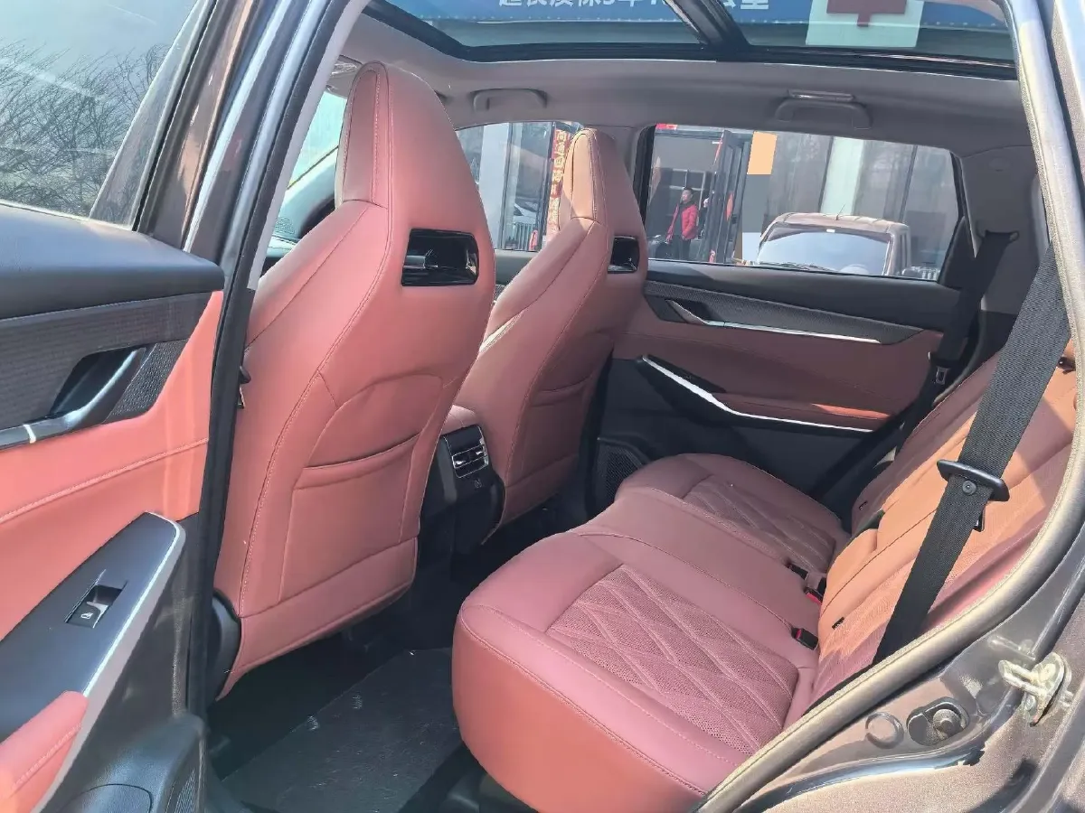 2023 ChangAn CS75 Plus 1.5T 188HP L4 8AT,autocango,china used car exporter,china ev exporter,chinese used car exporter,chinese used ev exporter