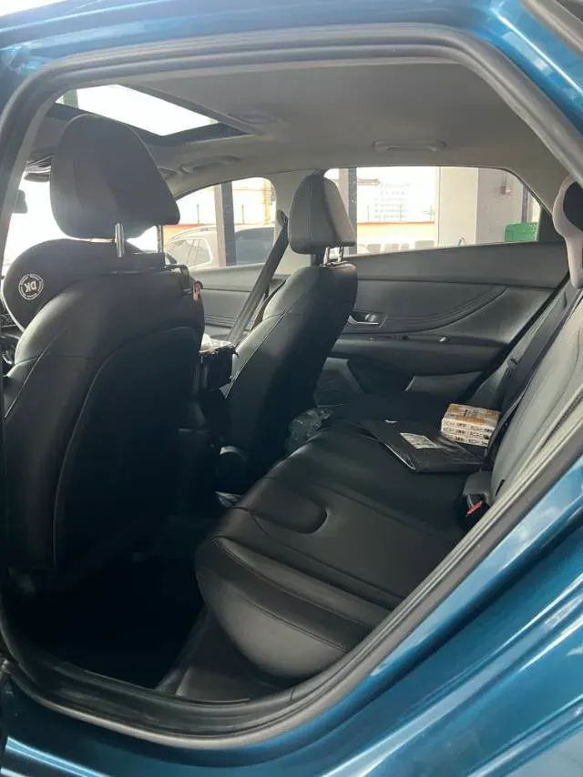 2021 Hyundai Elantra 1.5L 115HP L4 CVT,autocango,china used car exporter,china ev exporter,chinese used car exporter,chinese used ev exporter