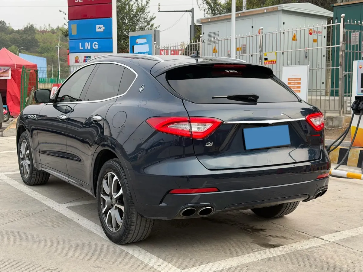 2018 Maserati Levante 3.0T 350HP V6 8AT,autocango,china used car exporter,china ev exporter,chinese used car exporter,chinese used ev exporter