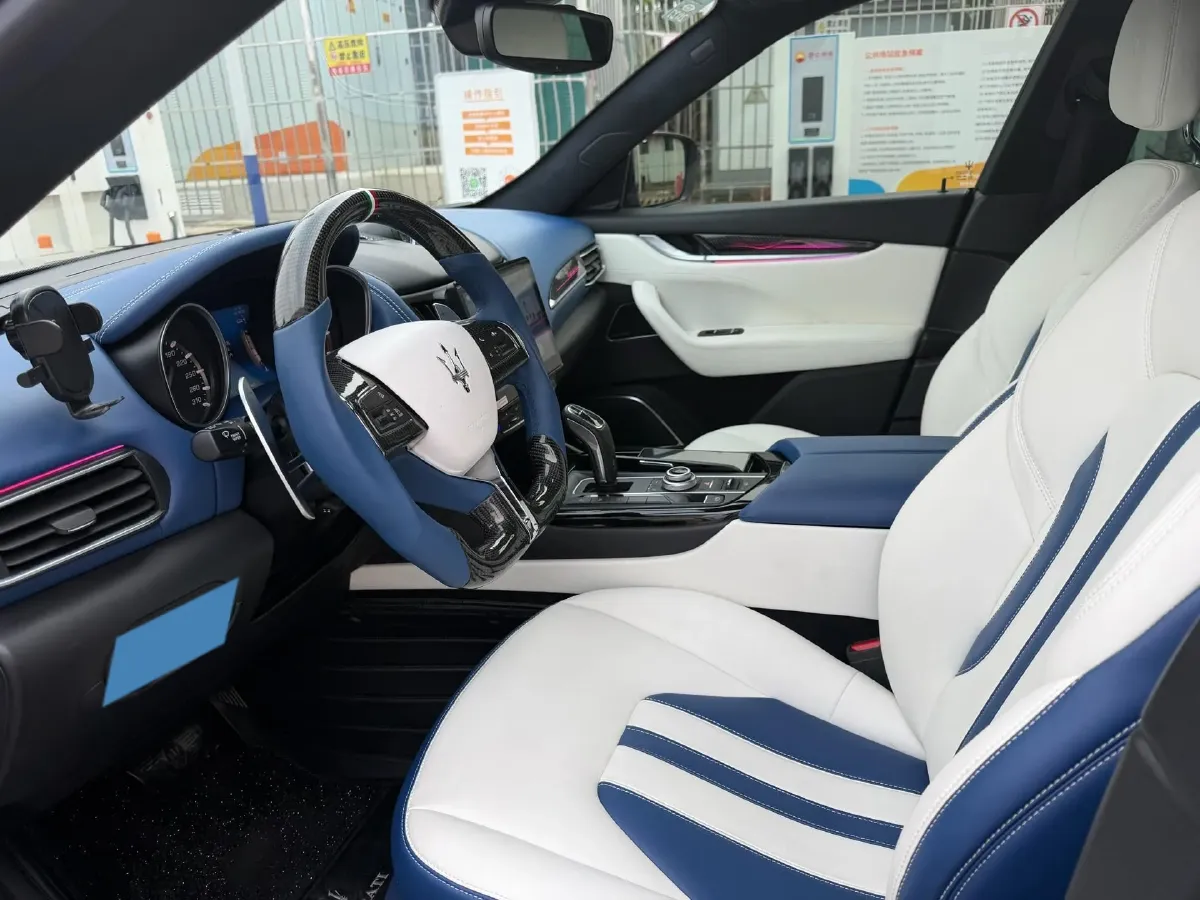 2018 Maserati Levante 3.0T 350HP V6 8AT,autocango,china used car exporter,china ev exporter,chinese used car exporter,chinese used ev exporter