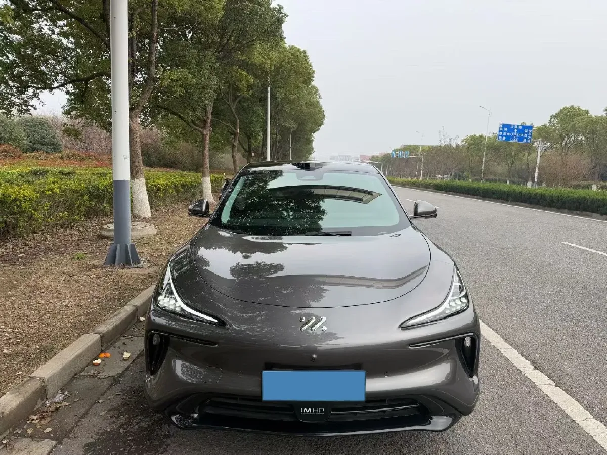 2023 IM LS6 BEV 90KWH,autocango,china used car exporter,china ev exporter,chinese used car exporter,chinese used ev exporter