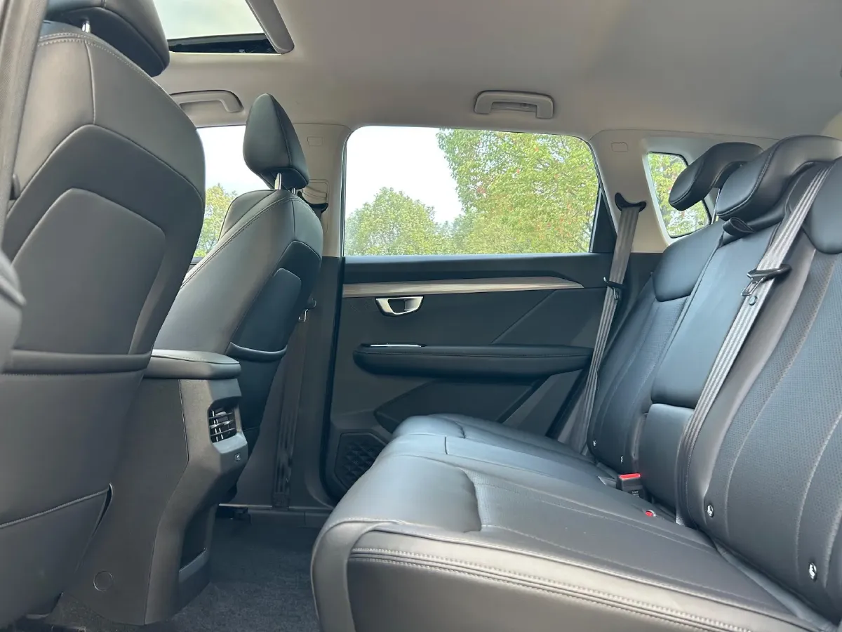 2021 WuLing XingChen 1.5T 147HP L4 CVT,autocango,china used car exporter,china ev exporter,chinese used car exporter,chinese used ev exporter