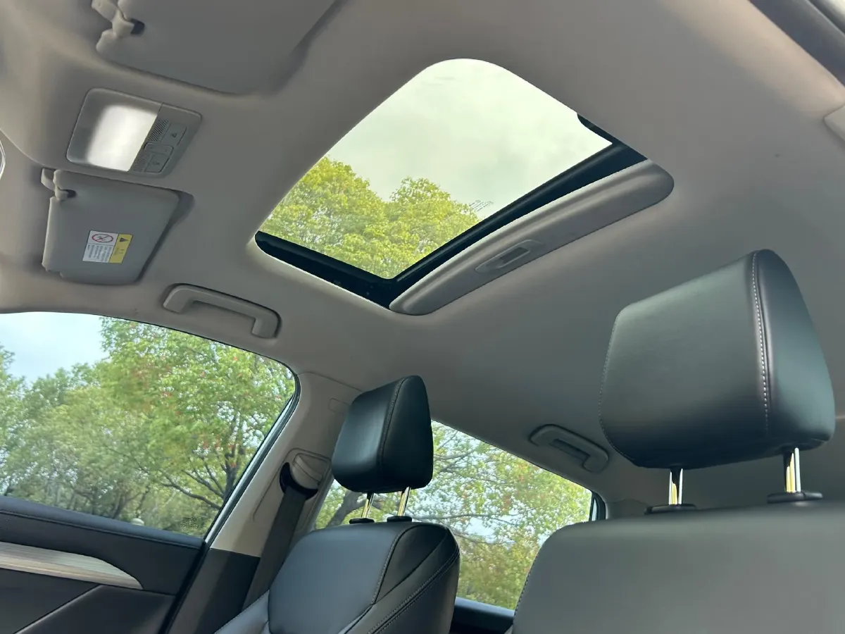 2021 WuLing XingChen 1.5T 147HP L4 CVT,autocango,china used car exporter,china ev exporter,chinese used car exporter,chinese used ev exporter