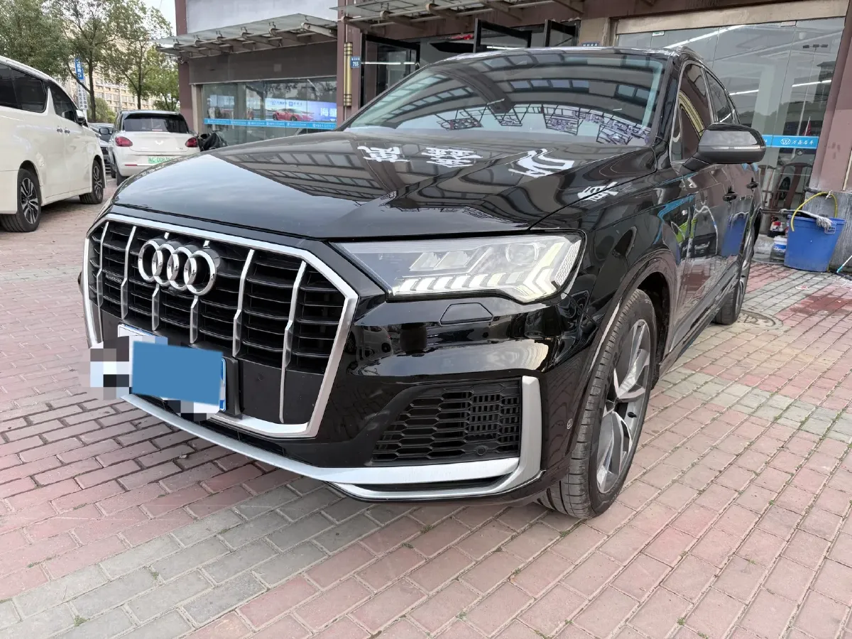 2023 Audi Q7 3.0T 340HP V6 8AT,autocango,china used car exporter,china ev exporter,chinese used car exporter,chinese used ev exporter