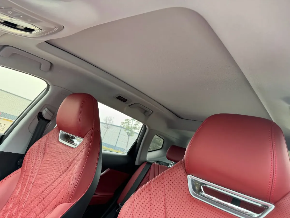 2023 Chery Tiggo 7 Plus 1.6T 197HP L4 7DCT,autocango,china used car exporter,china ev exporter,chinese used car exporter,chinese used ev exporter