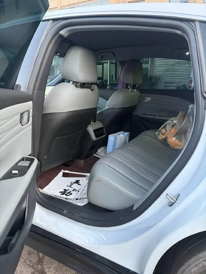 2024 Geely Galaxy E8 BEV 62KWH,autocango,china used car exporter,china ev exporter,chinese used car exporter,chinese used ev exporter