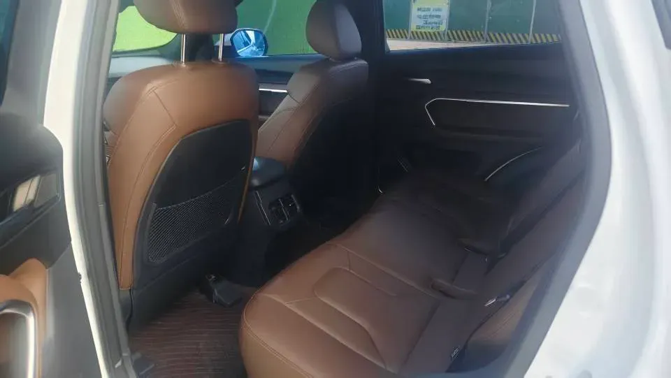 2018 Haval H6 1.5T 169HP L4 7DCT,autocango,china used car exporter,china ev exporter,chinese used car exporter,chinese used ev exporter