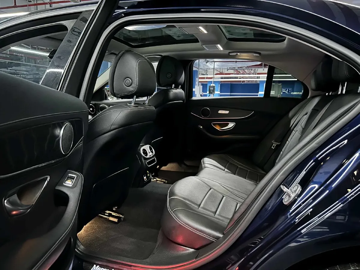 2020 Mercedes-Benz C Class 1.5T 184HP L4 9AT,autocango,china used car exporter,china ev exporter,chinese used car exporter,chinese used ev exporter