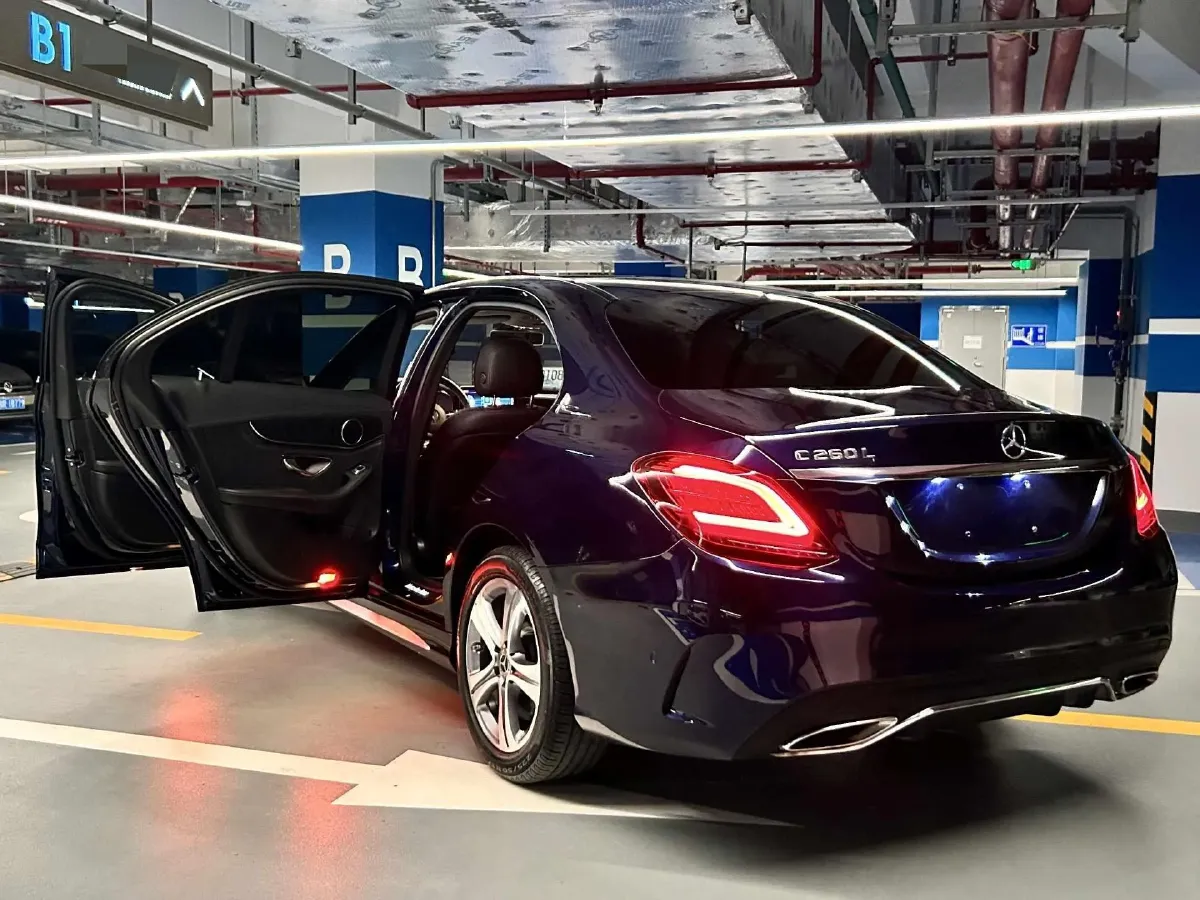 2020 Mercedes-Benz C Class 1.5T 184HP L4 9AT,autocango,china used car exporter,china ev exporter,chinese used car exporter,chinese used ev exporter