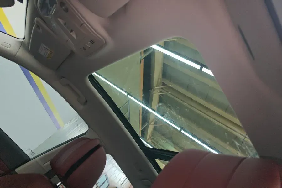 2023 HongQi HS5 2.0T 252HP L4 8AT,autocango,china used car exporter,china ev exporter,chinese used car exporter,chinese used ev exporter