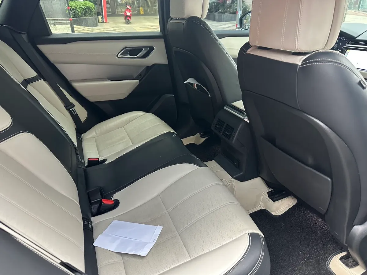 2022 Land Rover Range Rover Velar 2.0T 250HP L4 8AT,autocango,china used car exporter,china ev exporter,chinese used car exporter,chinese used ev exporter