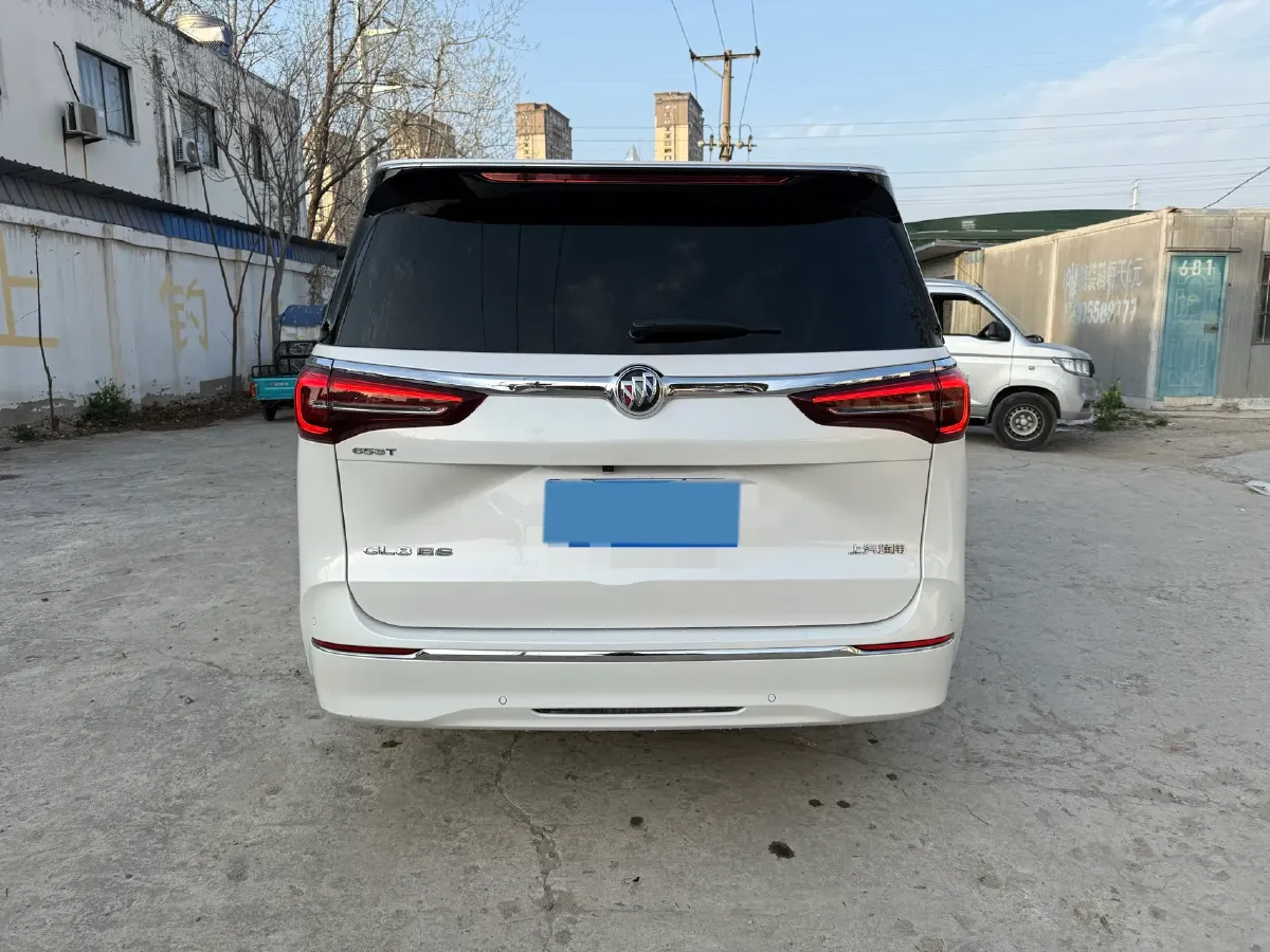 2022 Buick GL8 2.0T 237HP L4 9AT,autocango,china used car exporter,china ev exporter,chinese used car exporter,chinese used ev exporter