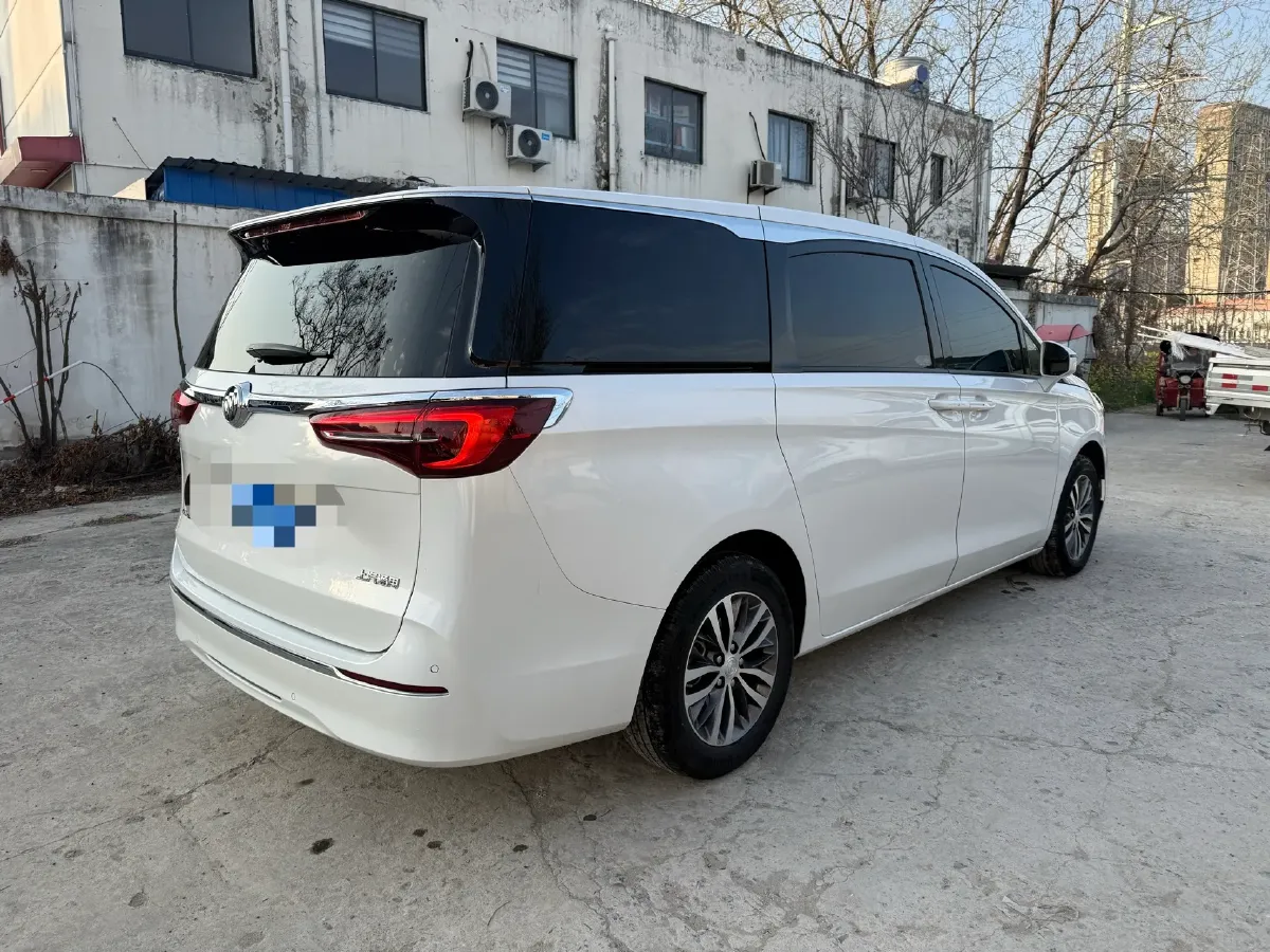 2022 Buick GL8 2.0T 237HP L4 9AT,autocango,china used car exporter,china ev exporter,chinese used car exporter,chinese used ev exporter