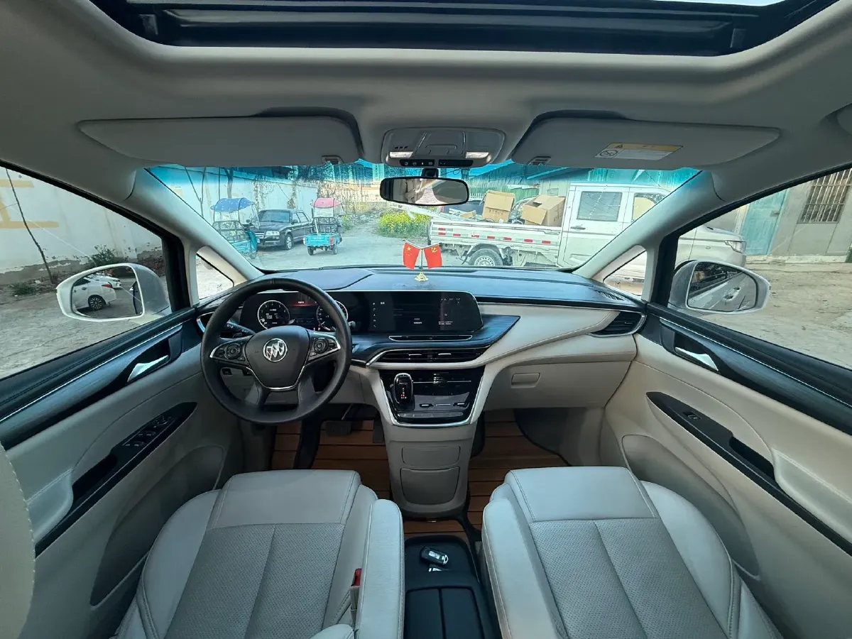 2022 Buick GL8 2.0T 237HP L4 9AT,autocango,china used car exporter,china ev exporter,chinese used car exporter,chinese used ev exporter