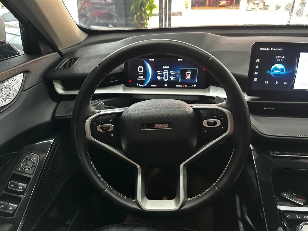 2022 Haval H6 1.5T 184HP L4 7DCT,autocango,china used car exporter,china ev exporter,chinese used car exporter,chinese used ev exporter