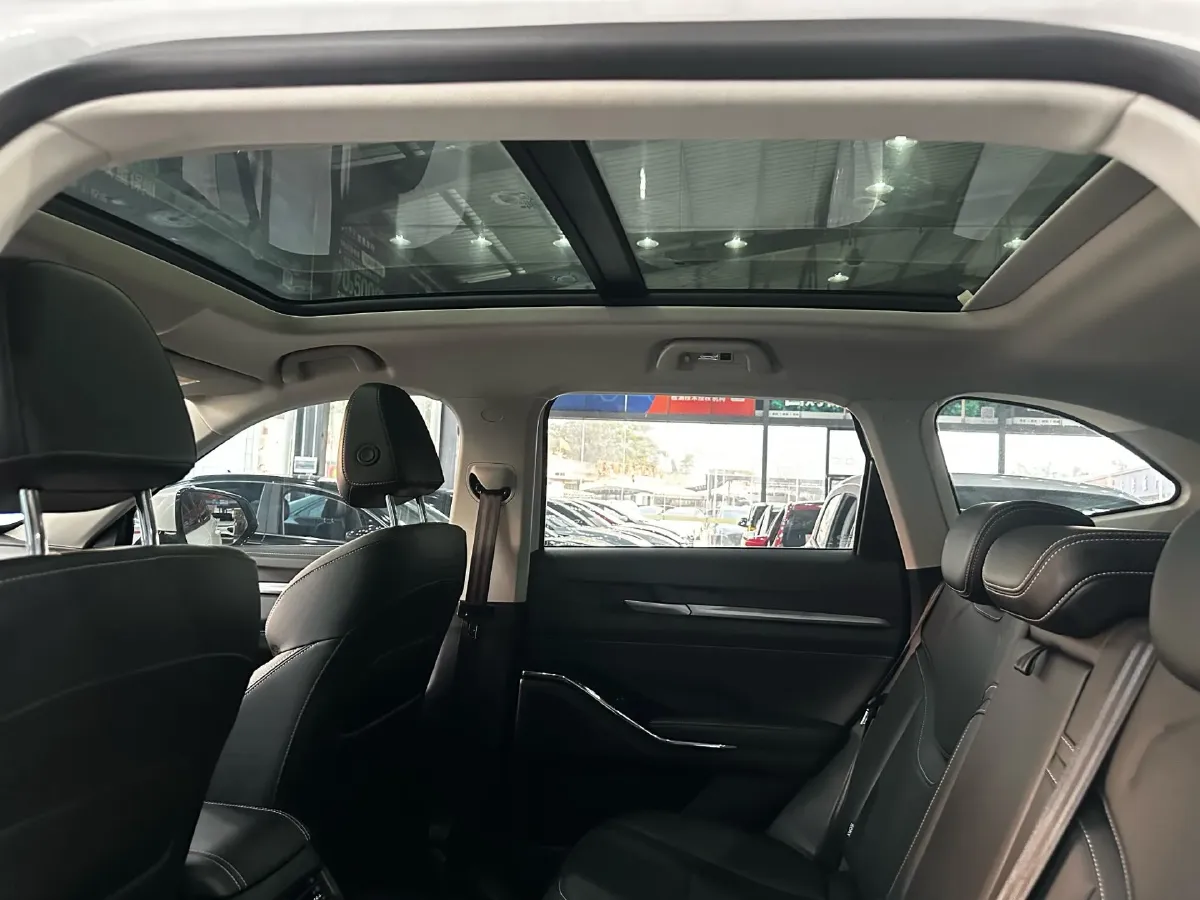 2022 Haval H6 1.5T 184HP L4 7DCT,autocango,china used car exporter,china ev exporter,chinese used car exporter,chinese used ev exporter