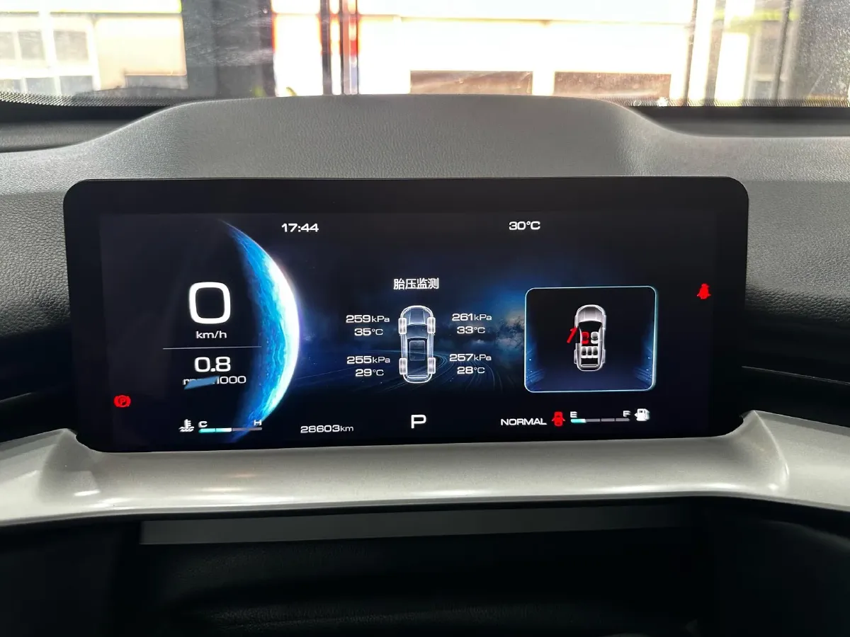 2022 Haval H6 1.5T 184HP L4 7DCT,autocango,china used car exporter,china ev exporter,chinese used car exporter,chinese used ev exporter