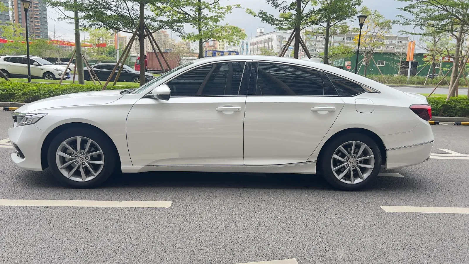 2022 Honda Accord 1.5T 194HP L4 CVT,autocango,china used car exporter,china ev exporter,chinese used car exporter,chinese used ev exporter