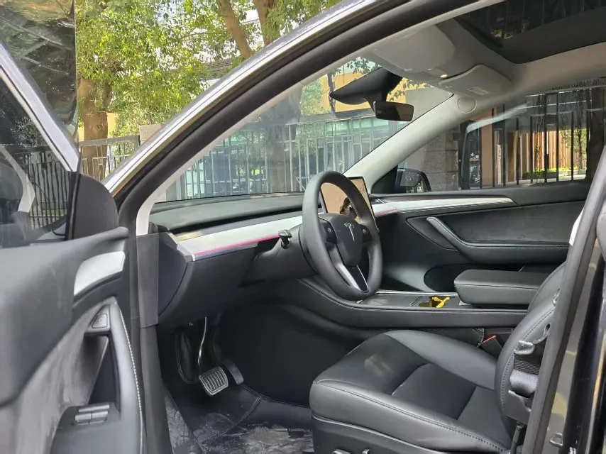 2024 Iveco OuSheng BEV 77.28KWH,autocango,china used car exporter,china ev exporter,chinese used car exporter,chinese used ev exporter