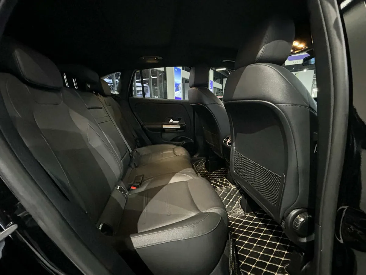 2022 Mercedes-Benz GLA Class 1.3T 163HP L4 7DCT,autocango,china used car exporter,china ev exporter,chinese used car exporter,chinese used ev exporter