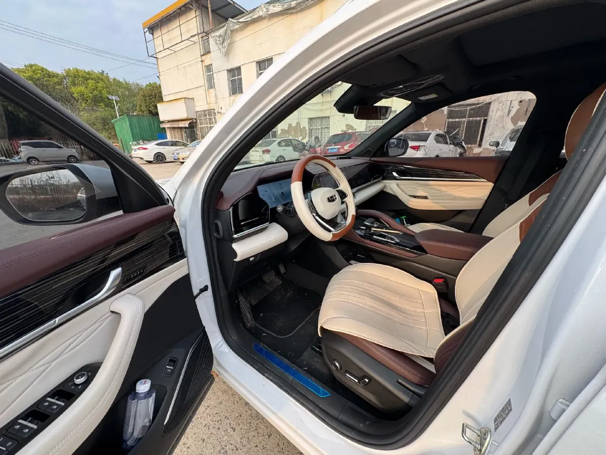 2024 Geely Monjaro 2.0T 238HP L4 8AT,autocango,china used car exporter,china ev exporter,chinese used car exporter,chinese used ev exporter