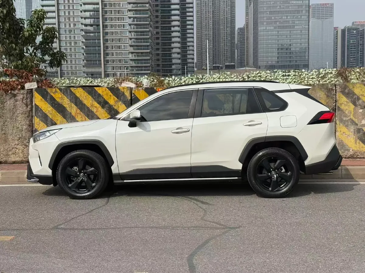 2020 Toyota RAV4 2.0L 171HP L4 CVT,autocango,china used car exporter,china ev exporter,chinese used car exporter,chinese used ev exporter