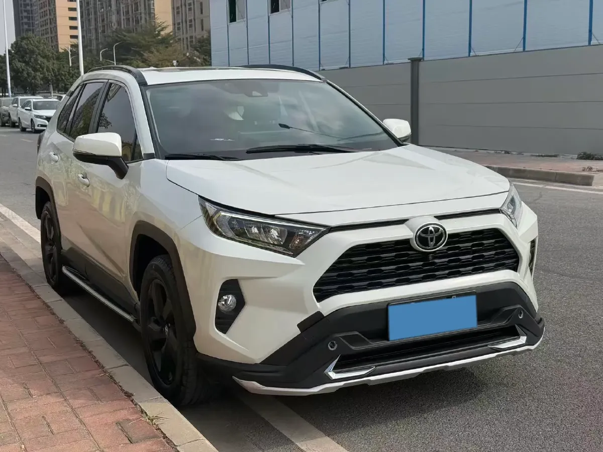 2020 Toyota RAV4 2.0L 171HP L4 CVT,autocango,china used car exporter,china ev exporter,chinese used car exporter,chinese used ev exporter