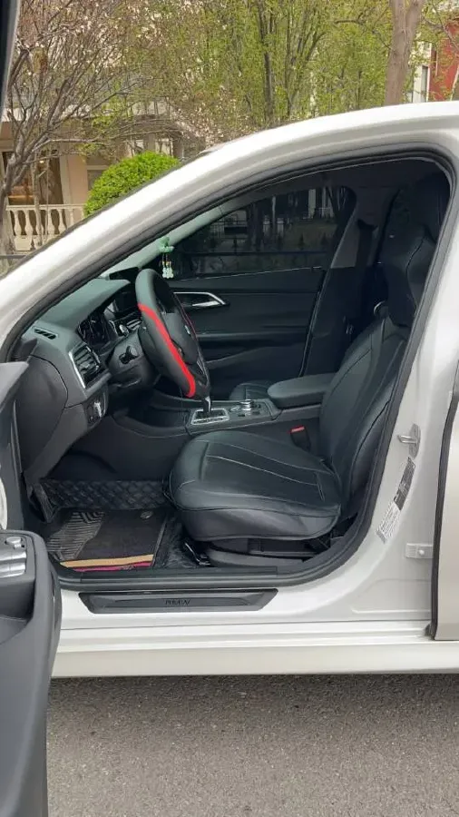 2023 BMW 1 Series 1.5T 136HP L3 7DCT,autocango,china used car exporter,china ev exporter,chinese used car exporter,chinese used ev exporter