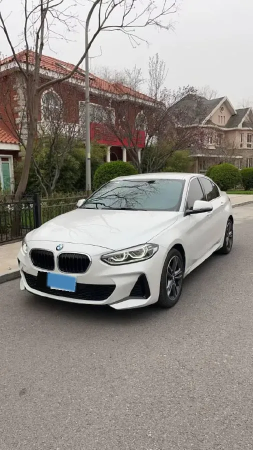 2023 BMW 1 Series 1.5T 136HP L3 7DCT,autocango,china used car exporter,china ev exporter,chinese used car exporter,chinese used ev exporter